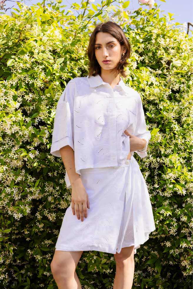 Full White